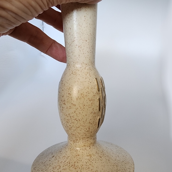 Vintage McCoy Pottery Vesta Line Bud Vase Rare Pre-1970 MCM - Picture 5 of 8